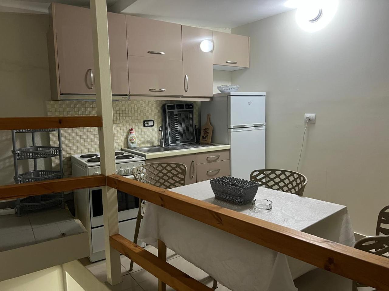 Gjicali Apartment Himare