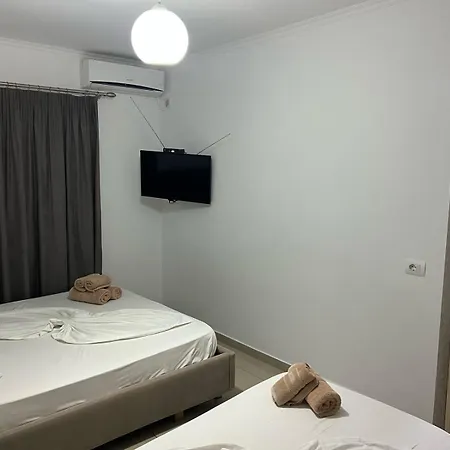 Gjicali Apartaments Himare Exterior photo