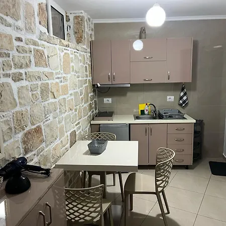 Gjicali Apartaments Himare Exterior photo